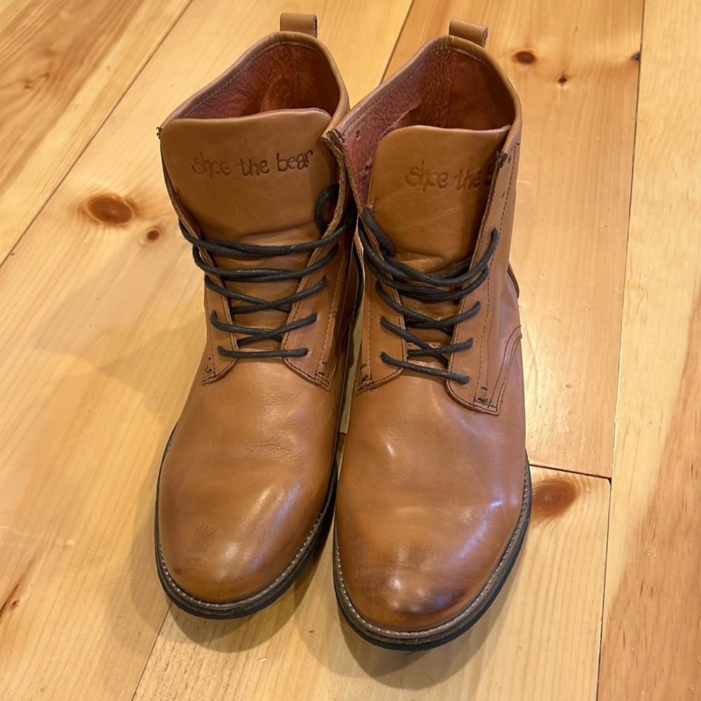 Shoe The Bear tan lace up boots
